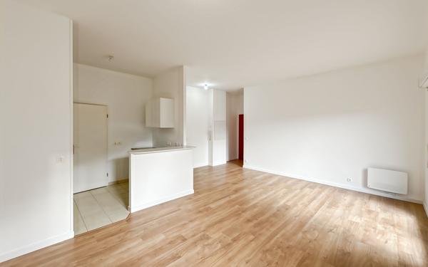 Appartement à louer    3 pièces • 64,75 m2 Savigny-le-Temple