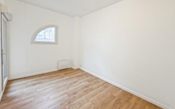 Appartement à louer    3 pièces • 64,75 m2 Savigny-le-Temple