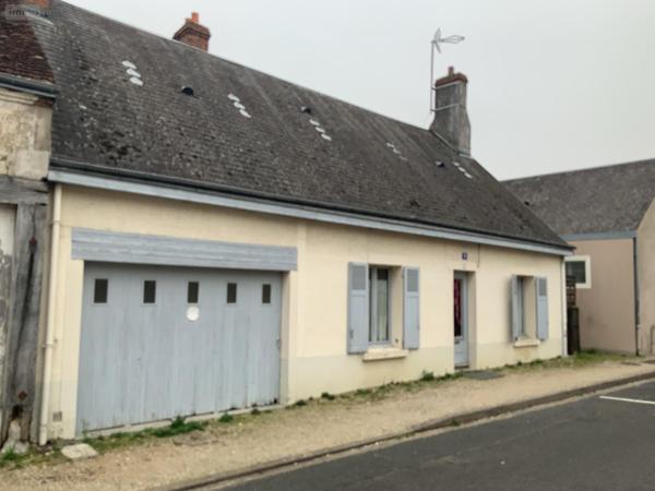Maison individuelle à vendre à Neuville-aux-Bois dans le Loiret (45170), ref : i12334/415