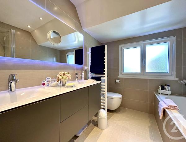 Maison à vendre  10 pièces - 218,42 m 2   L ETANG LA VILLE  - 78