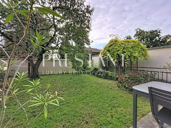 Quartier Rueil – maison d’architecte de 201 m² carrez – 5 chambres avec jardin, véranda et sous-sol total, LE CHESNAY