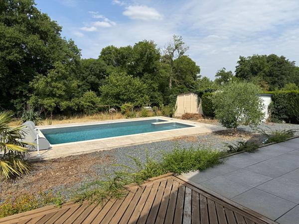 Maison Deols 9 pièce(s) 162,1m2