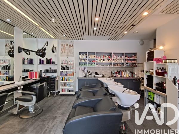 Esthétique, Coiffure​ à vendre 55 m² Courbevoie