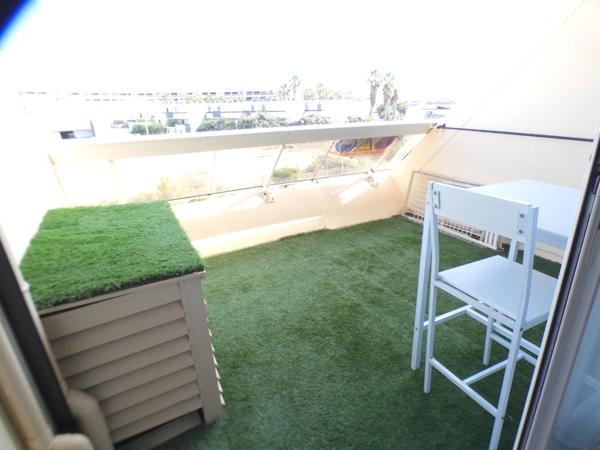 Village naturiste. Studio 28 m²