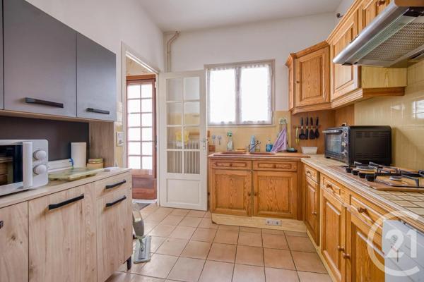 Maison à vendre  5 pièces - 91 m 2   VIGNEUX SUR SEINE  - 91