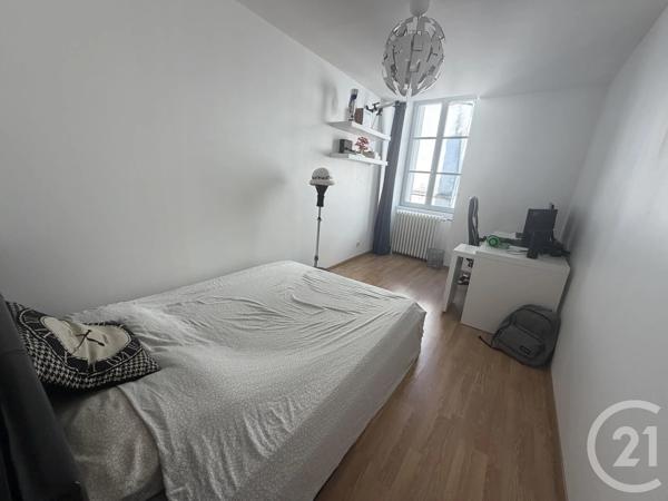Maison à vendre  4 pièces - 90,30 m 2   BEAUGENCY  - 45