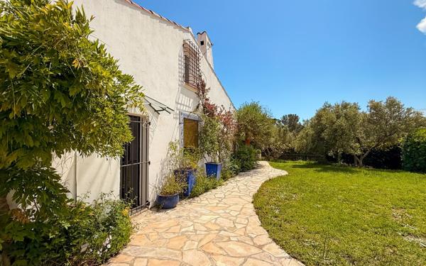 Maison à vendre    5 pièces •  Fréjus