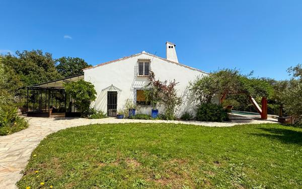 Maison à vendre    5 pièces •  Fréjus