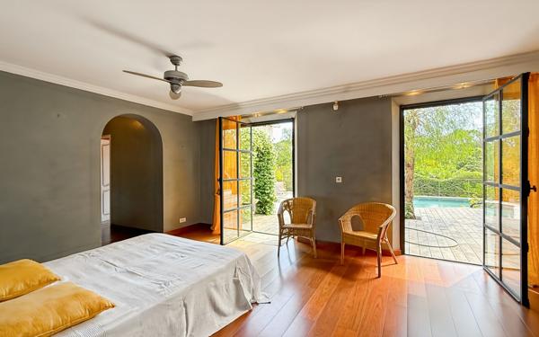 Maison à vendre    5 pièces •  Fréjus