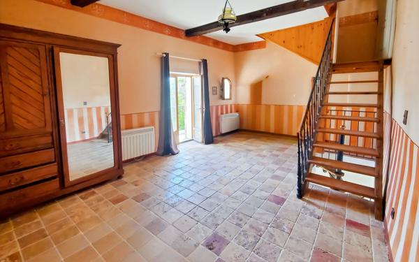 Maison à vendre    3 pièces • 87 m2 Saint-Michel-l'Observatoire