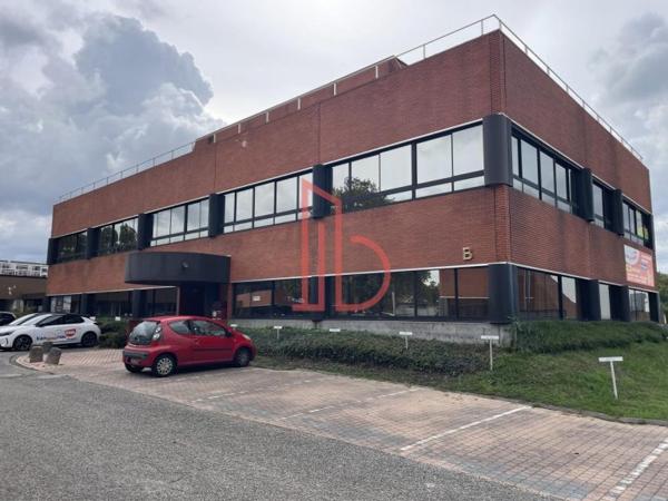 Bureau de 552 m² à louer à Bordeaux Ouest-Merignac