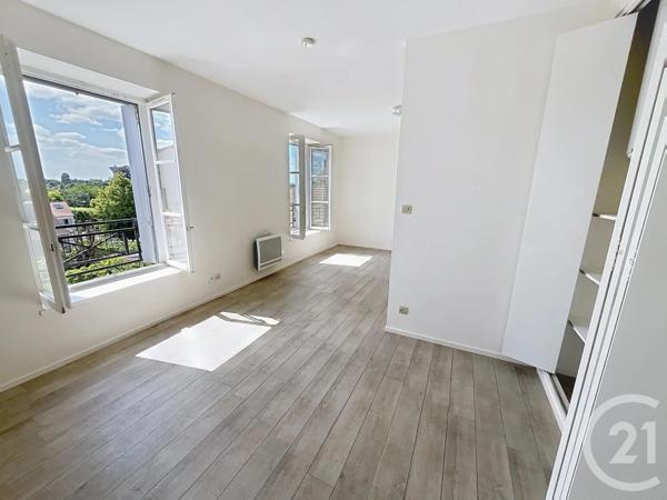 Appartement F1 à vendre  1 pièce - 30 m 2   BRIE COMTE ROBERT  - 77