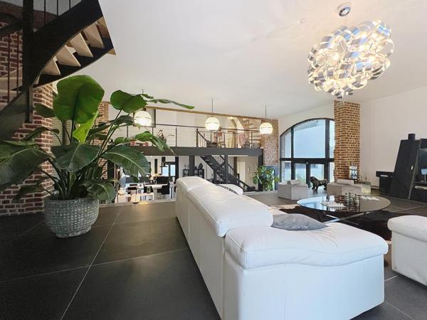 Grange rénovée d'exception aux prestations haut de gamme