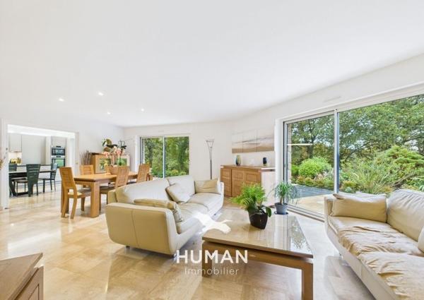 Maison à vendre |  Landaul |  8 pièces | 202 m²