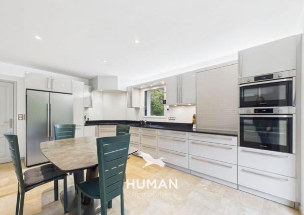 Maison à vendre |  Landaul |  8 pièces | 202 m²