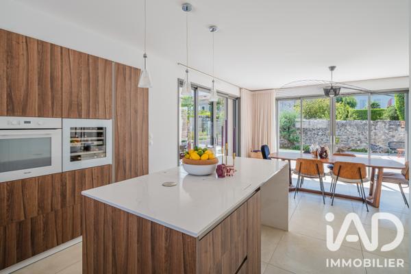 Maison à vendre 5 pièces 160 m² Seyssins