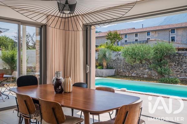 Maison à vendre 5 pièces 160 m² Seyssins