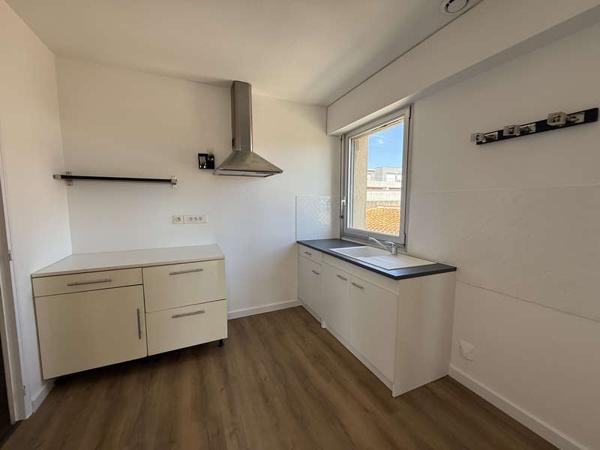 / Location Appartement 3 Pièces 66 m²
