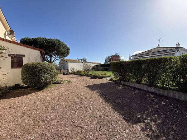 MONTAIGU-VENDEE / Vente Maison 6 Pièces 132 m²