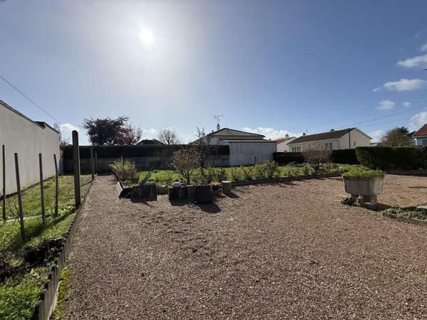 MONTAIGU-VENDEE / Vente Maison 6 Pièces 132 m²
