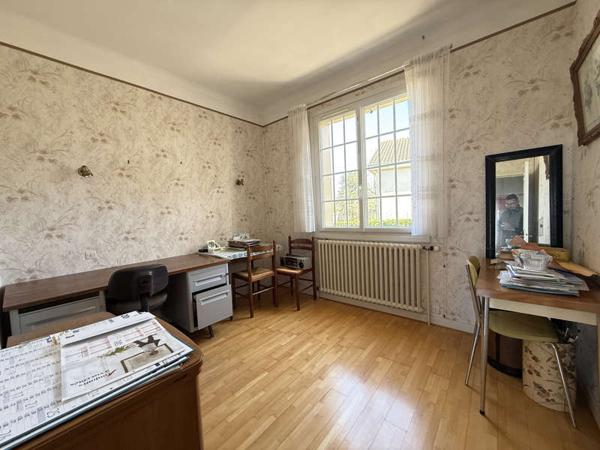 MONTAIGU-VENDEE / Vente Maison 6 Pièces 132 m²