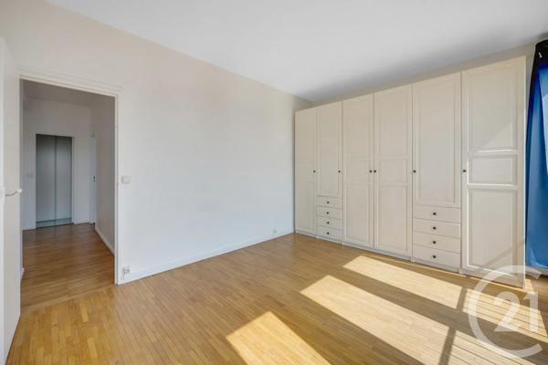 Appartement F3 à vendre  3 pièces - 65 m 2   MONTROUGE  - 92