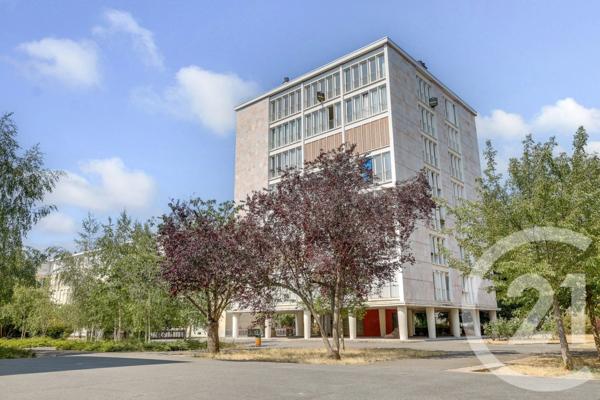 Appartement F3 à vendre  3 pièces - 65 m 2   MONTROUGE  - 92