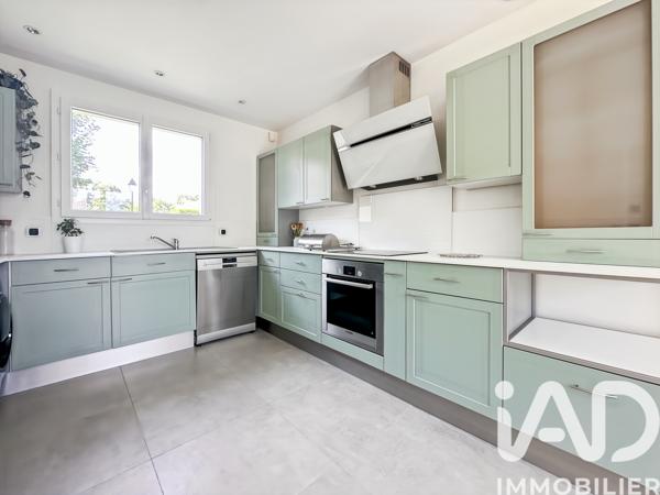 Maison à vendre 6 pièces 129 m² Le Plessis-Trévise