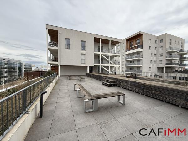 VILLEURBANNE-T3-74m²-Terrasse-Garage