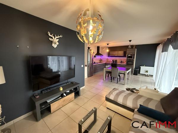 VILLEURBANNE-T3-74m²-Terrasse-Garage