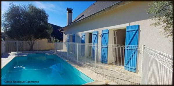 Superbe maison familiale 5 chambres avec piscine terrain de 1140m² au cœur de Morlaas