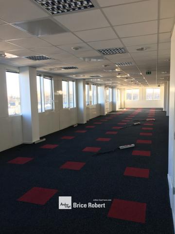 Bureaux à vendre ou à louer Lyon 7ème parc tertiaire prestations haut de gamme
