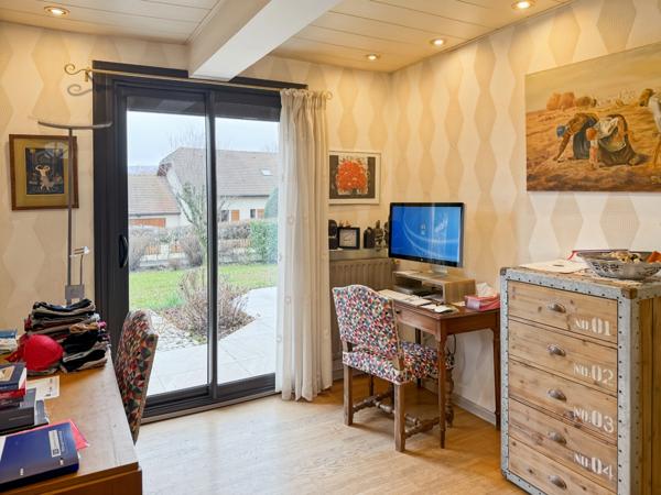 Maison à vendre 9 pièces (01)