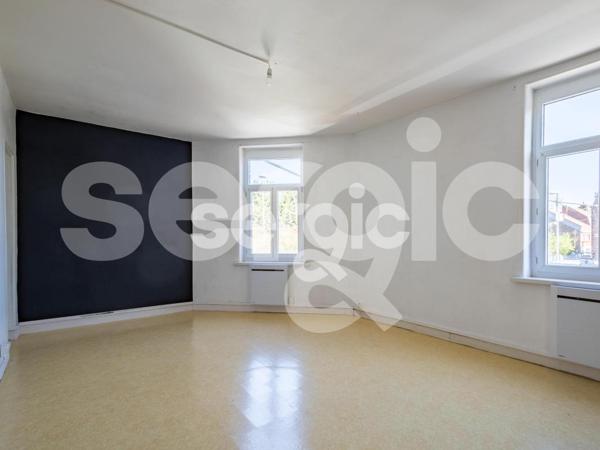 Location 5 Pieces 133 59290 Wasquehal 16 1008 01 0001