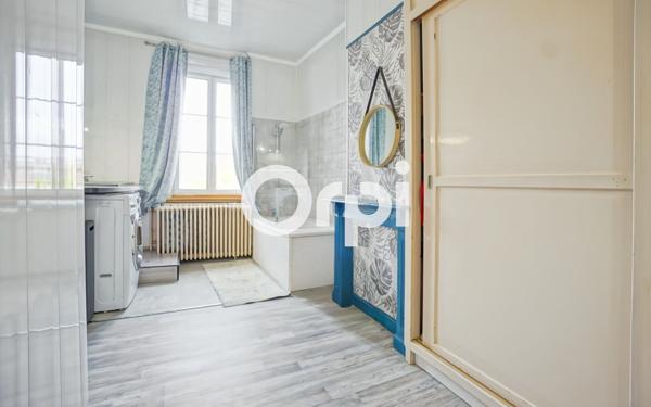 Maison à vendre    8 pièces •  Albert