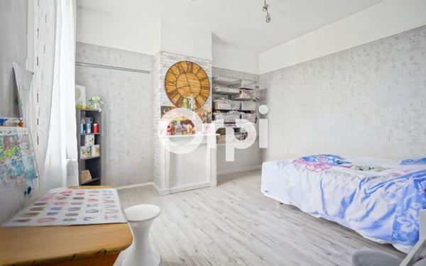 Maison à vendre    8 pièces •  Albert