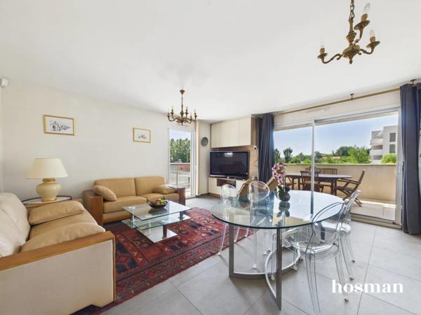 Appartement 4 pièces de 81m2 avec terrasse, clim et garage à Saint-Cyr-Au-Mont-D'Or