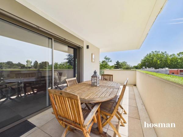 Appartement 4 pièces de 81m2 avec terrasse, clim et garage à Saint-Cyr-Au-Mont-D'Or