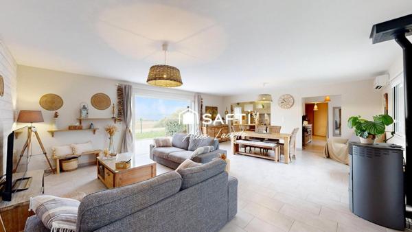 Maison contemporaine de plain-pied avec vue sur les Pyrénées