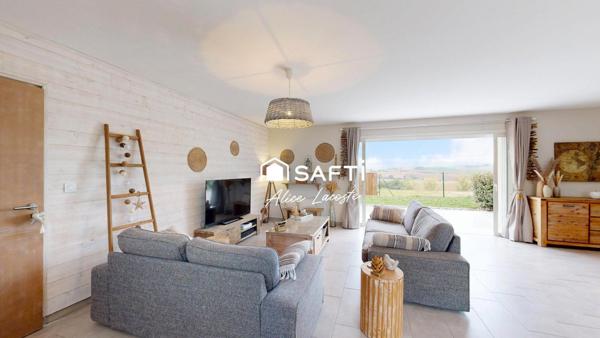 Maison contemporaine de plain-pied avec vue sur les Pyrénées