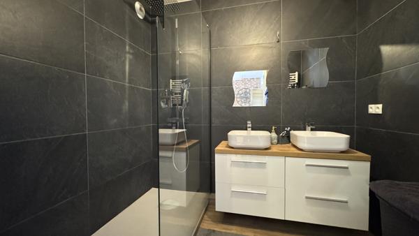 Saint-Étienne (42000) Appartement Type F4 de 75m2 avec cave et garage