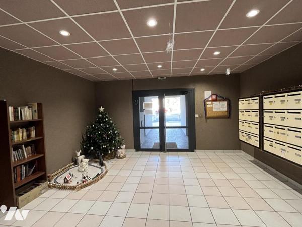 SPACIEUX  APPARTEMENT DUPLEX T4 90 m2 AVEC TERRASSE - AU CALME -   GARAGE EN SUPPLEMENT