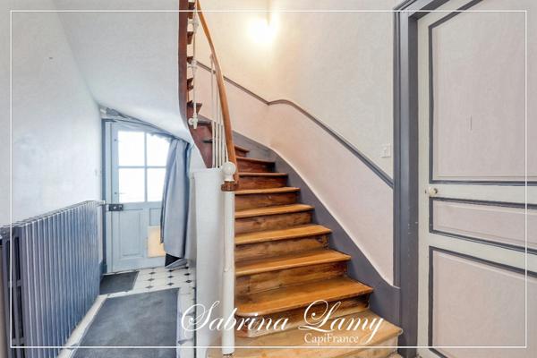 🏰 Magnifique Maison de Maître – 164 m² - 8 pièces – Anglure