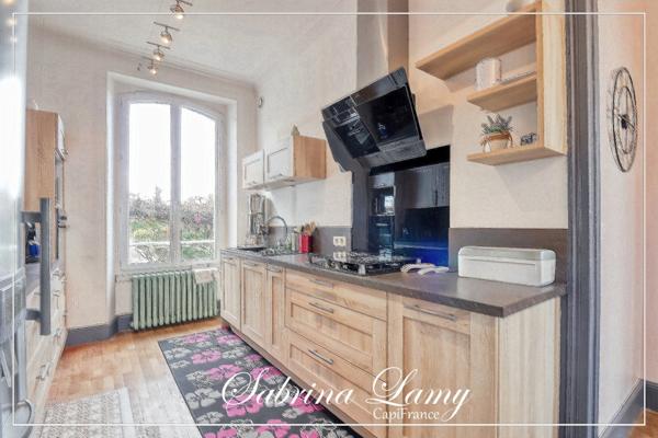 🏰 Magnifique Maison de Maître – 164 m² - 8 pièces – Anglure