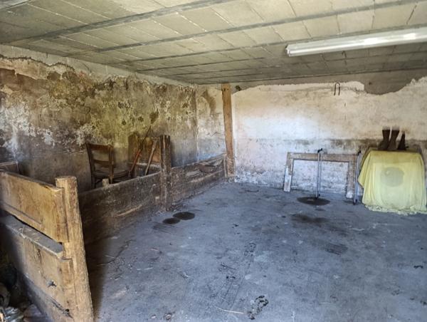 Maison à vendre 2 pièces SAINT MARTIN VALMEROUX (15)