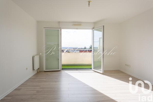 Appartement 2 pièces de 45 m² à Chanteloup-les-Vignes (78570)