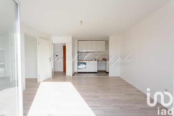 Appartement 2 pièces de 45 m² à Chanteloup-les-Vignes (78570)