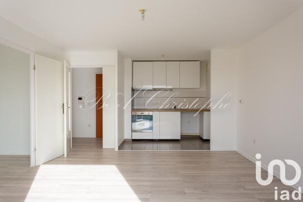 Appartement 2 pièces de 45 m² à Chanteloup-les-Vignes (78570)