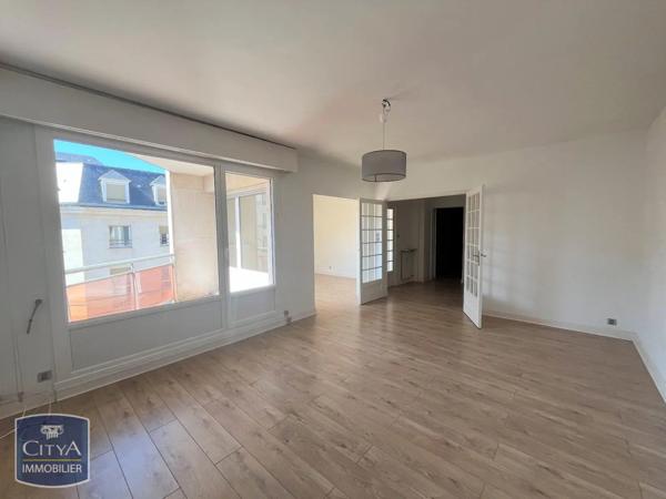 Appartement à louer 5 pièces 118.43m²