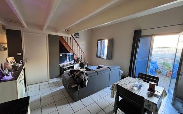 Maison à vendre    2 pièces •  Thairé